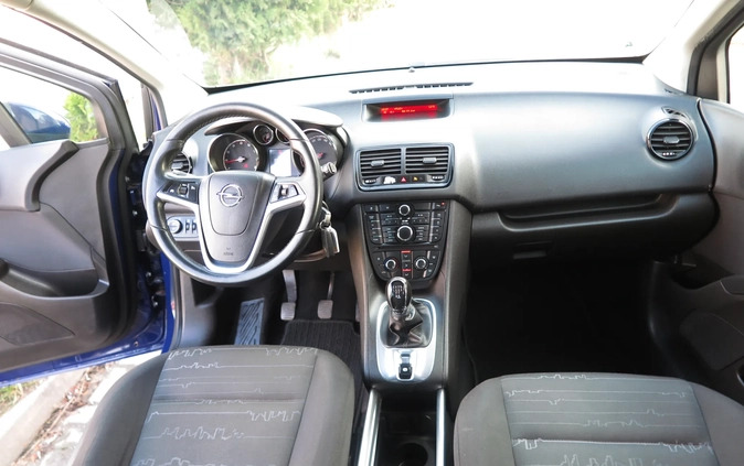 Opel Meriva cena 19900 przebieg: 140000, rok produkcji 2011 z Pruszków małe 466